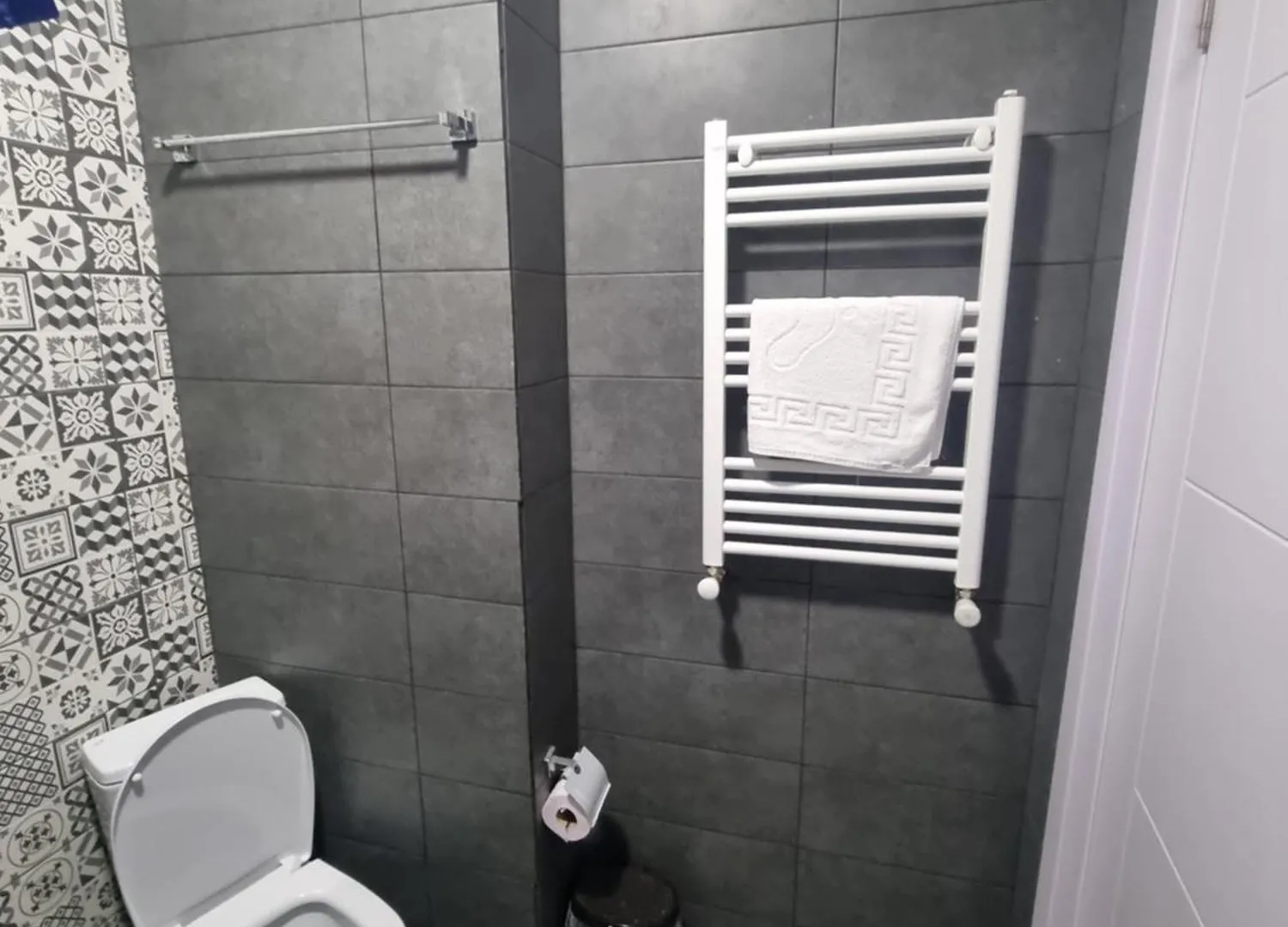 Mahali Hotel Батуми 3*,