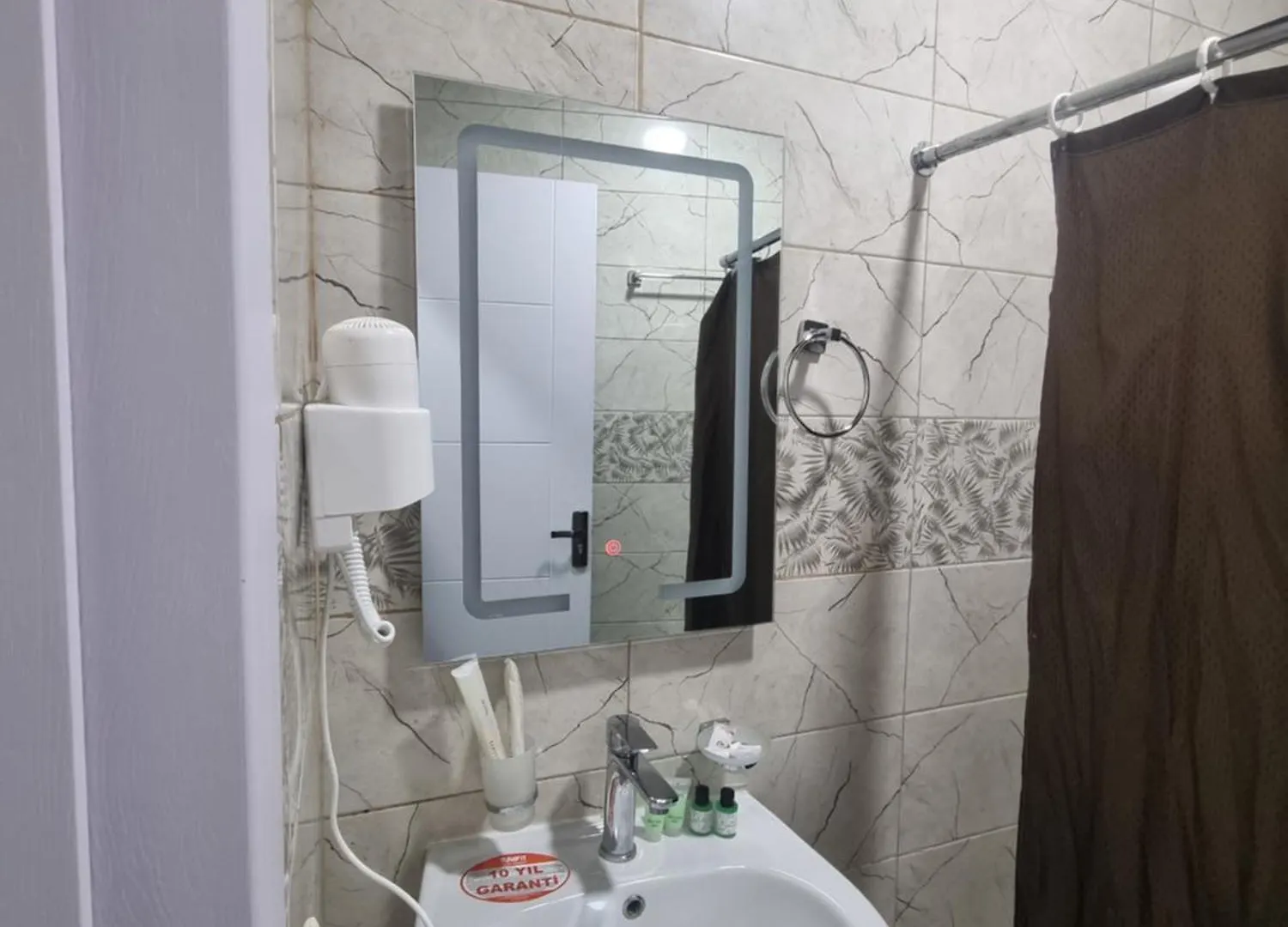 Mahali Hotel Batumi 3*,  Geórgia