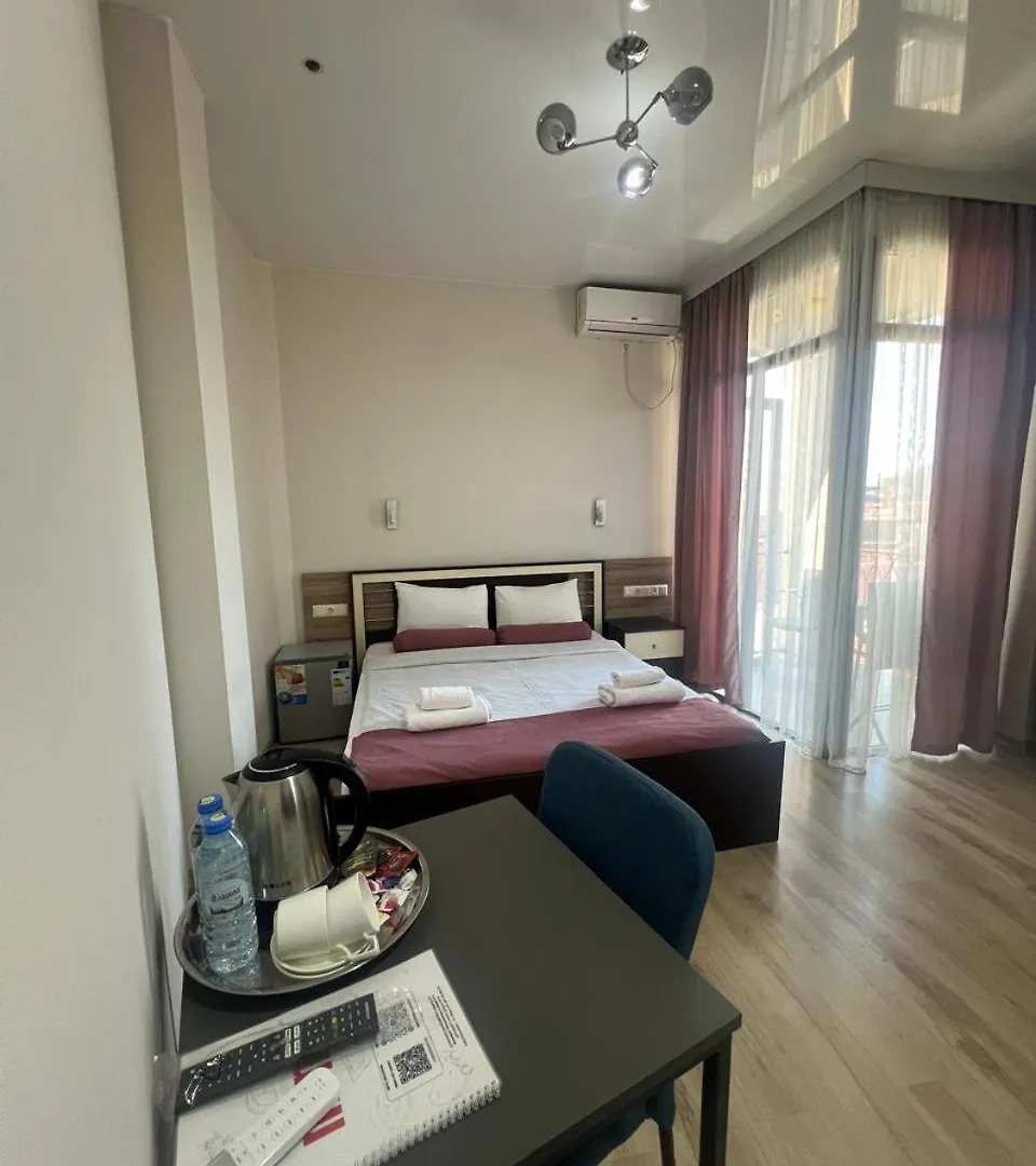 Mahali Hotel Батуми